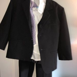 Boys 4t BLACK N BIANCO suit